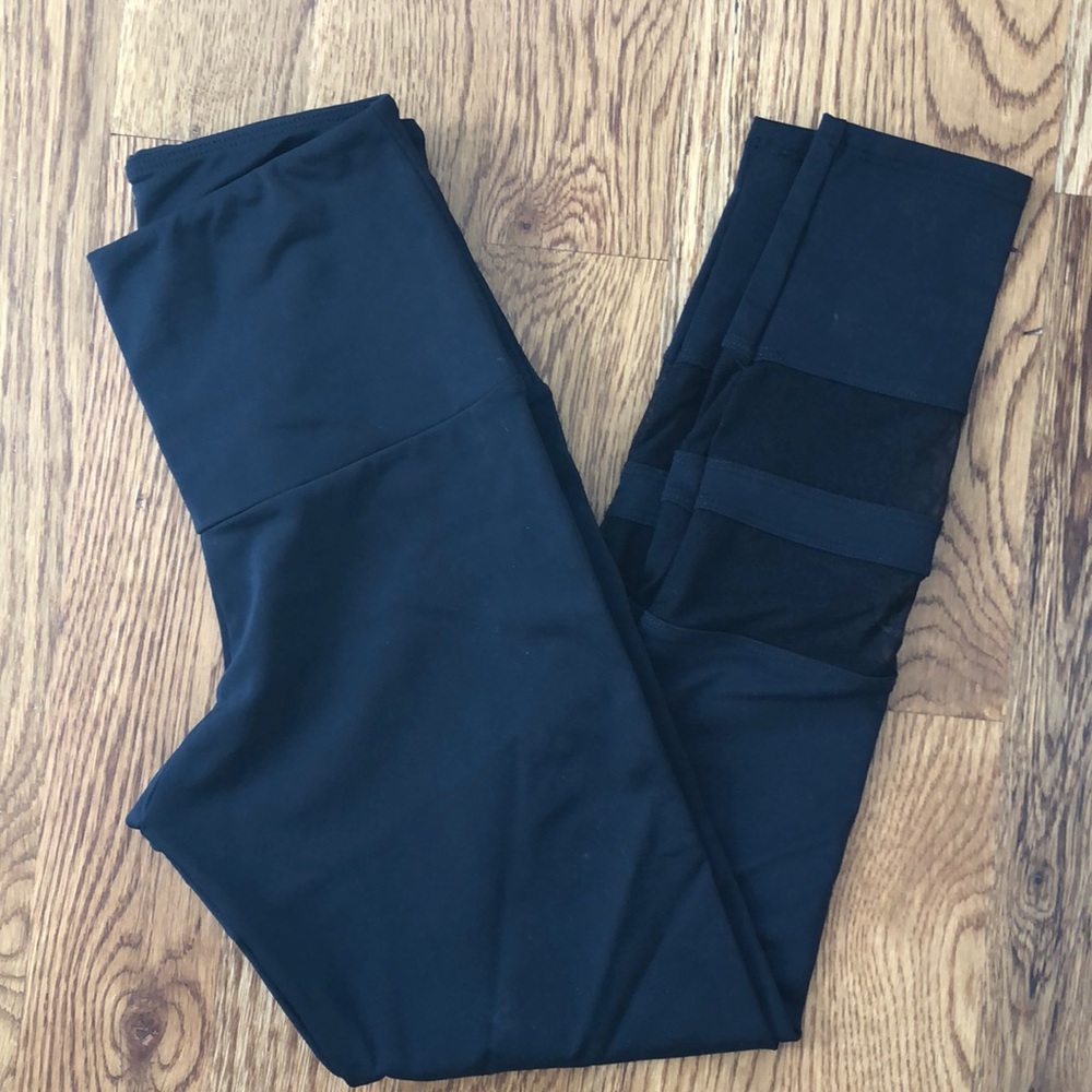 Onzie Black Crop Leggings with Mesh Detail